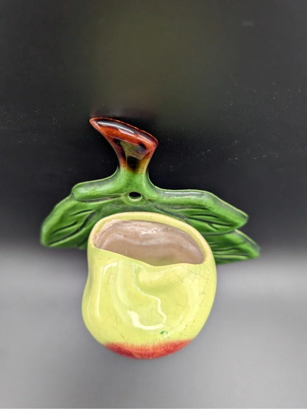 VTG Treasure Craft Pottery Green Apple Wall Pocket Planter MCM California Kitchy